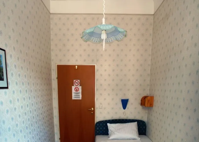 Arpi Bed and Breakfast 3*