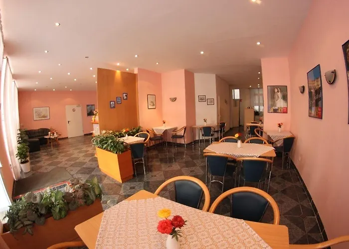 Arpi Bed and Breakfast 3*